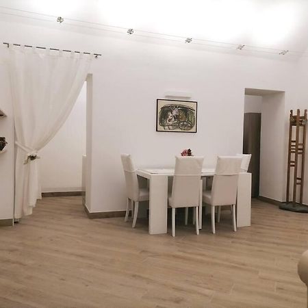 Molo 7 - Antesitum - Classic, Modern And Cozy Мальграте Экстерьер фото
